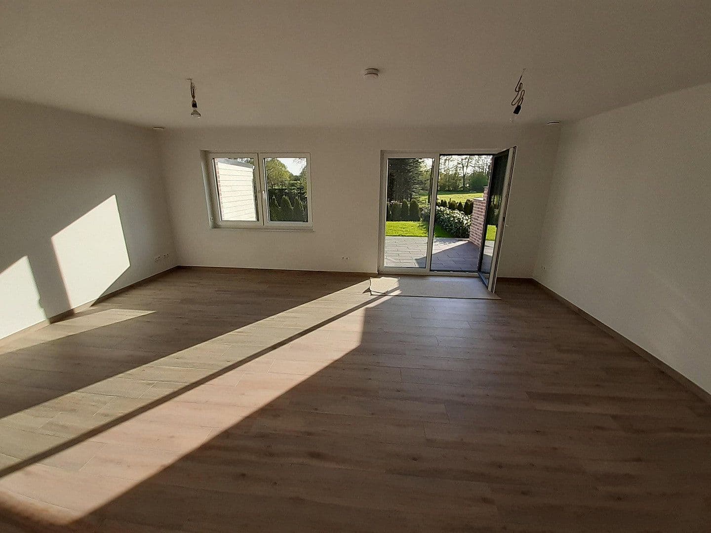 Pronájem domu 126 m², pozemek 350 m², Schmalfeld, Šlesvicko-Holštýnsko Pronájem domu 126 m², pozemek 350 m², Schmalfeld, Šlesvicko-Holštýnsko