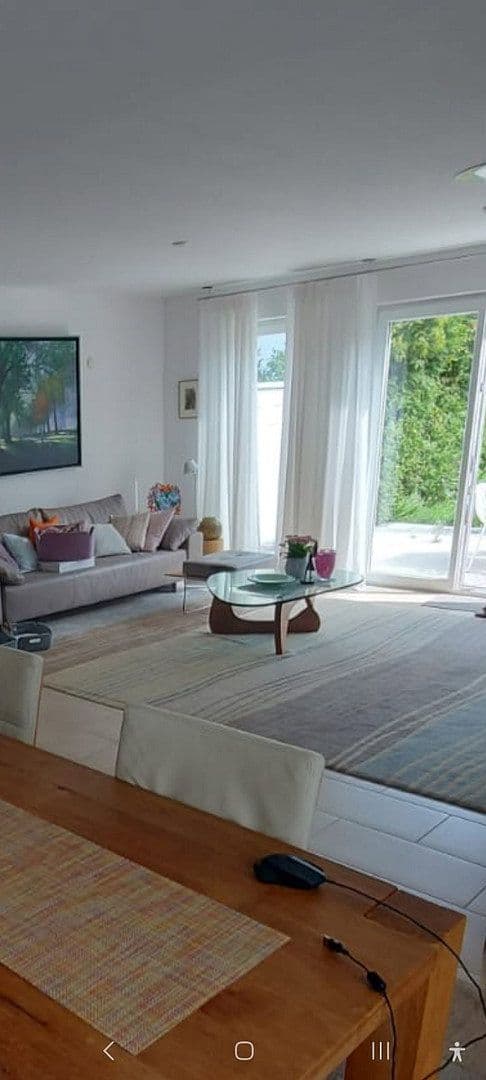 Prodej domu 198 m², pozemek 275 m², Mainz, Porýní-Falc Prodej domu 198 m², pozemek 275 m², Mainz, Porýní-Falc
