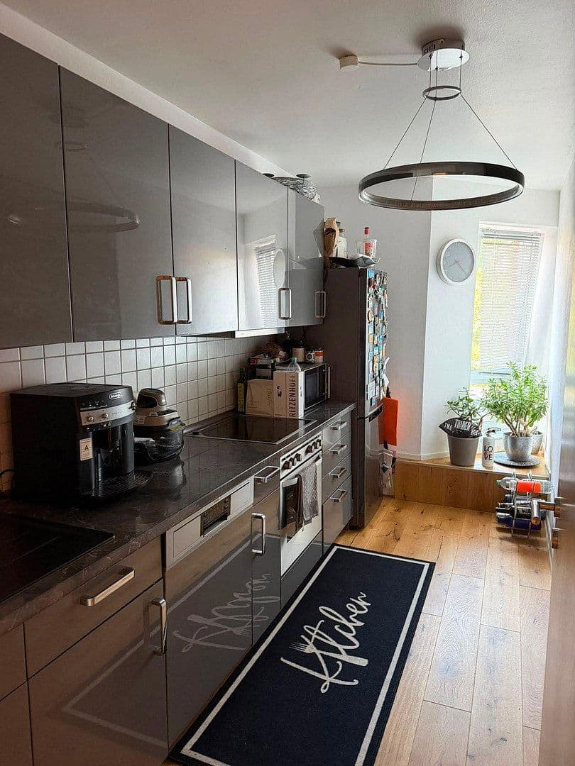 Pronájem bytu 3+1 73 m², Rathelbeckstr, Düsseldorf, Severní Porýní-Vestfálsko Pronájem bytu 3+1 73 m², Rathelbeckstr, Düsseldorf, Severní Porýní-Vestfálsko