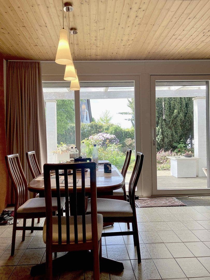 Prodej domu 130 m², pozemek 845 m², Ratekau, Šlesvicko-Holštýnsko Prodej domu 130 m², pozemek 845 m², Ratekau, Šlesvicko-Holštýnsko