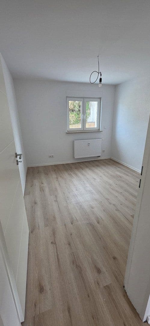 Pronájem bytu 3+1 72 m², Nibelungenstraße 701, Lautertal (Odenwald), Hessen Pronájem bytu 3+1 72 m², Nibelungenstraße 701, Lautertal (Odenwald), Hessen