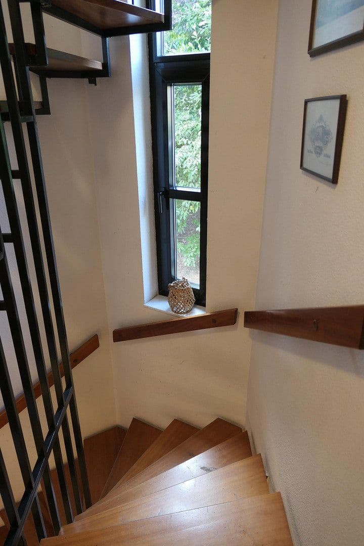 Prodej domu 224 m², pozemek 410 m², Flörsheim, Hessen Prodej domu 224 m², pozemek 410 m², Flörsheim, Hessen