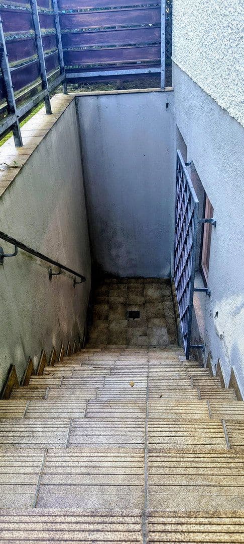 Prodej domu 155 m², pozemek 270 m², Lechweg 19, Olching, Bavorsko Prodej domu 155 m², pozemek 270 m², Lechweg 19, Olching, Bavorsko