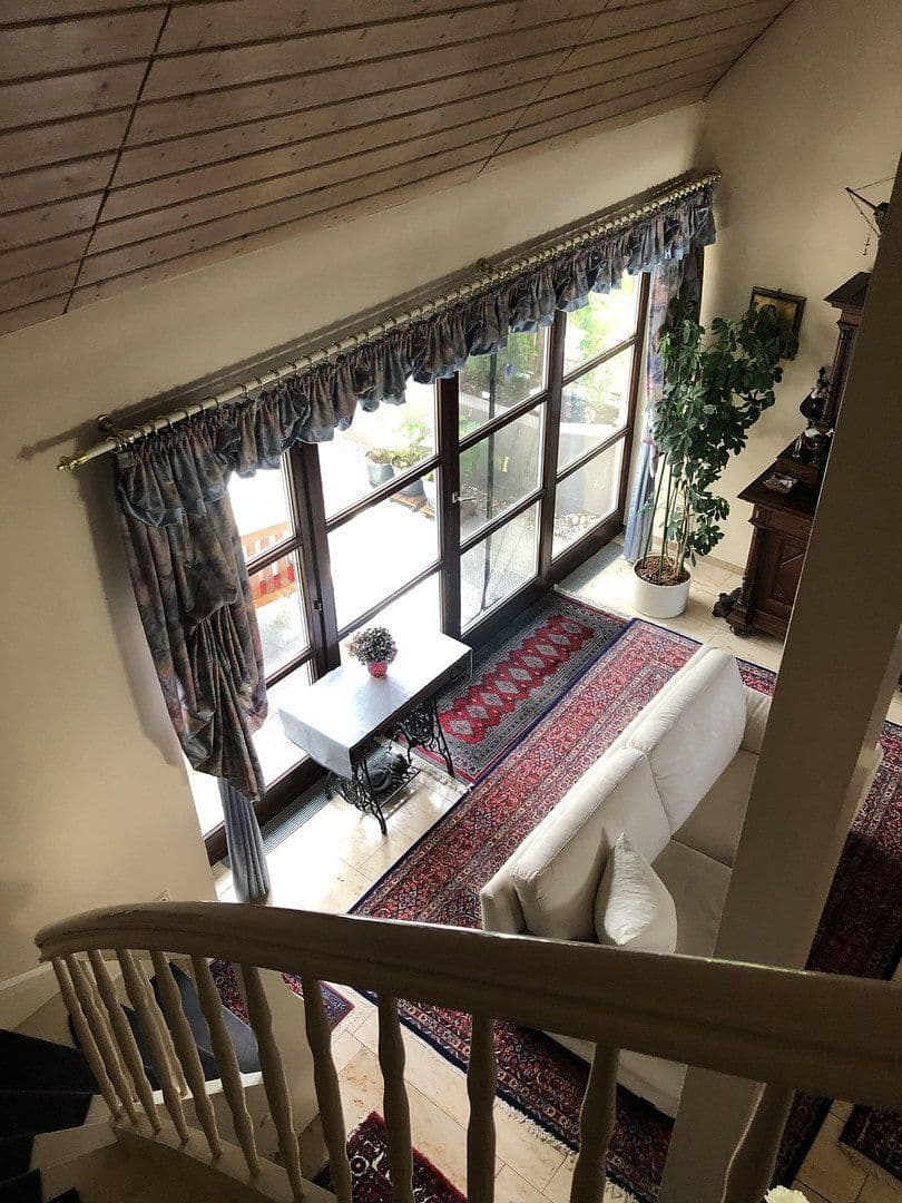 Prodej bytu 5+1 160 m², Rottenburg am Neckar, Bádensko-Württembersko Prodej bytu 5+1 160 m², Rottenburg am Neckar, Bádensko-Württembersko