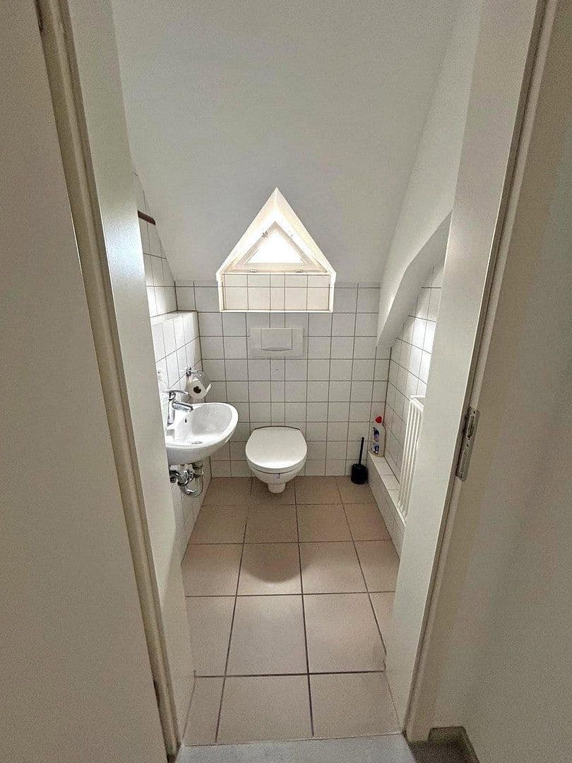 Pronájem bytu 2+1 55 m², Weiherer Str. 3, Ubstadt-Weiher, Bádensko-Württembersko Pronájem bytu 2+1 55 m², Weiherer Str. 3, Ubstadt-Weiher, Bádensko-Württembersko