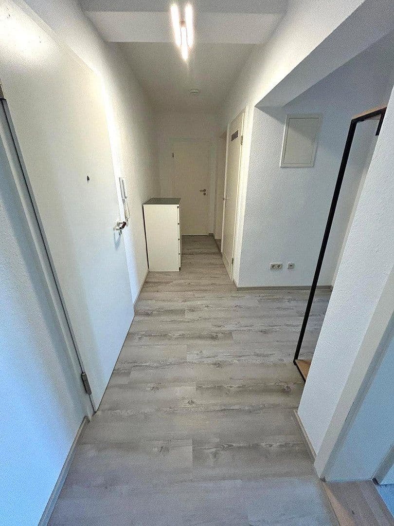 Pronájem bytu 2+1 55 m², Weiherer Str. 3, Ubstadt-Weiher, Bádensko-Württembersko Pronájem bytu 2+1 55 m², Weiherer Str. 3, Ubstadt-Weiher, Bádensko-Württembersko