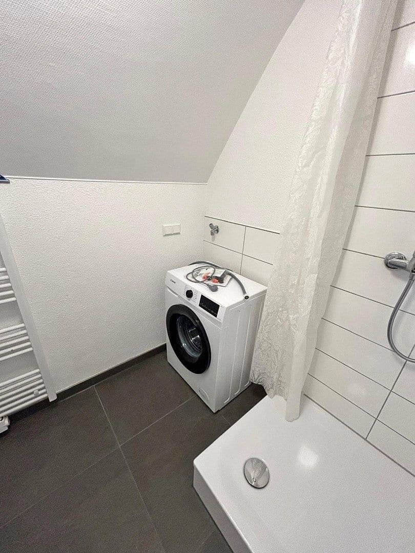 Pronájem bytu 2+1 55 m², Weiherer Str. 3, Ubstadt-Weiher, Bádensko-Württembersko Pronájem bytu 2+1 55 m², Weiherer Str. 3, Ubstadt-Weiher, Bádensko-Württembersko