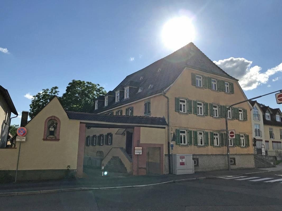 Pronájem bytu 2+1 55 m², Weiherer Str. 3, Ubstadt-Weiher, Bádensko-Württembersko Pronájem bytu 2+1 55 m², Weiherer Str. 3, Ubstadt-Weiher, Bádensko-Württembersko