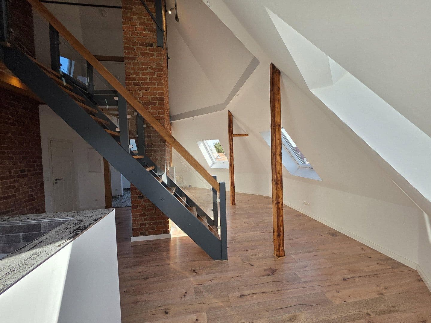 Pronájem bytu 3+1 67 m², Weidenhof 24, Leipzig, Sasko Pronájem bytu 3+1 67 m², Weidenhof 24, Leipzig, Sasko