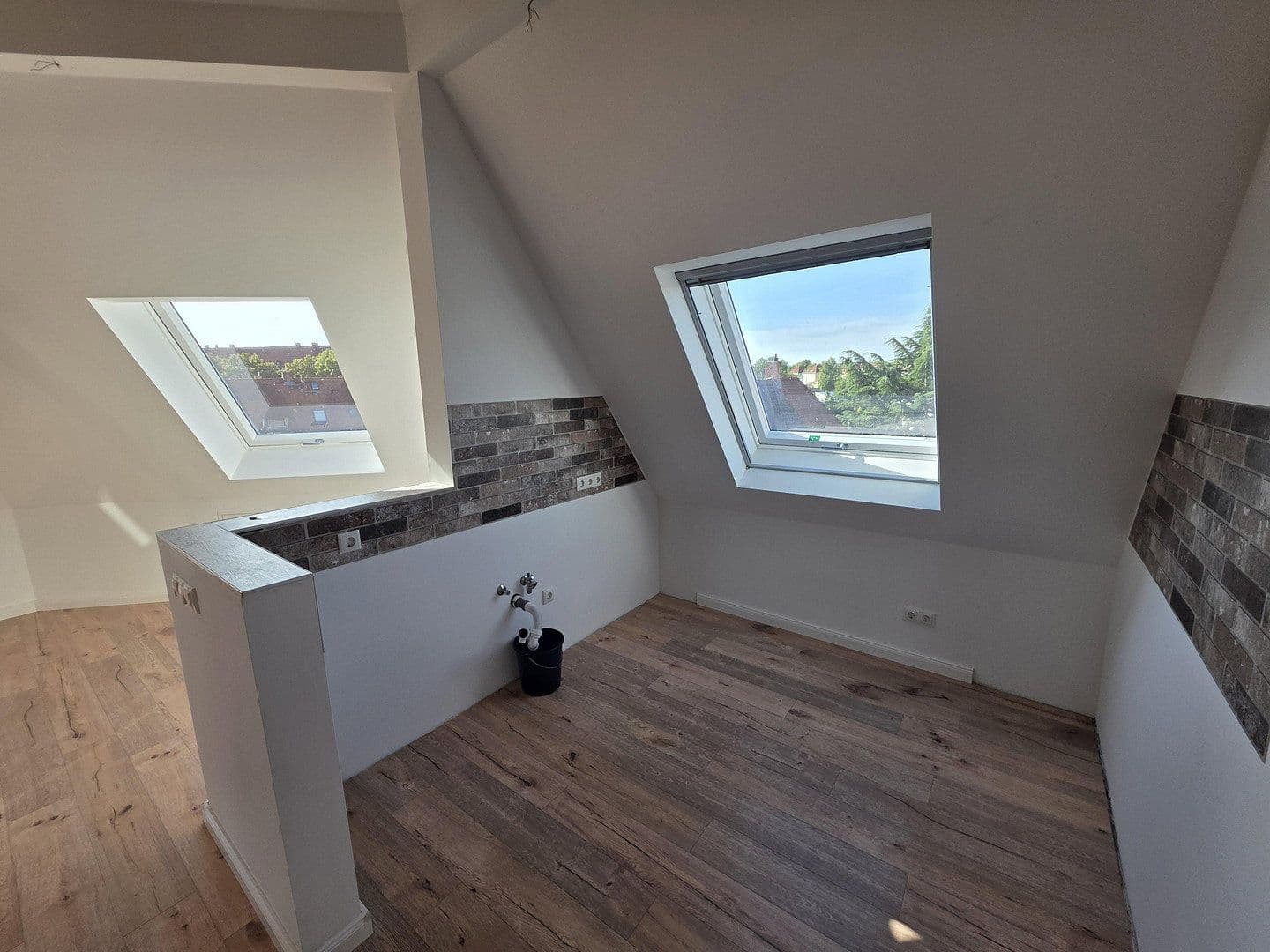 Pronájem bytu 3+1 67 m², Weidenhof 24, Leipzig, Sasko Pronájem bytu 3+1 67 m², Weidenhof 24, Leipzig, Sasko