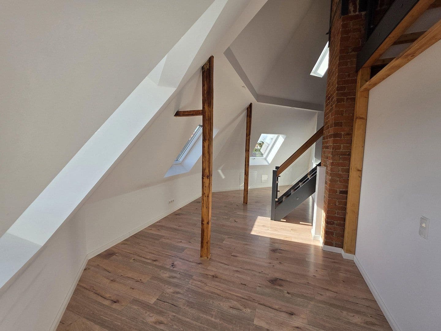 Pronájem bytu 3+1 67 m², Weidenhof 24, Leipzig, Sasko Pronájem bytu 3+1 67 m², Weidenhof 24, Leipzig, Sasko