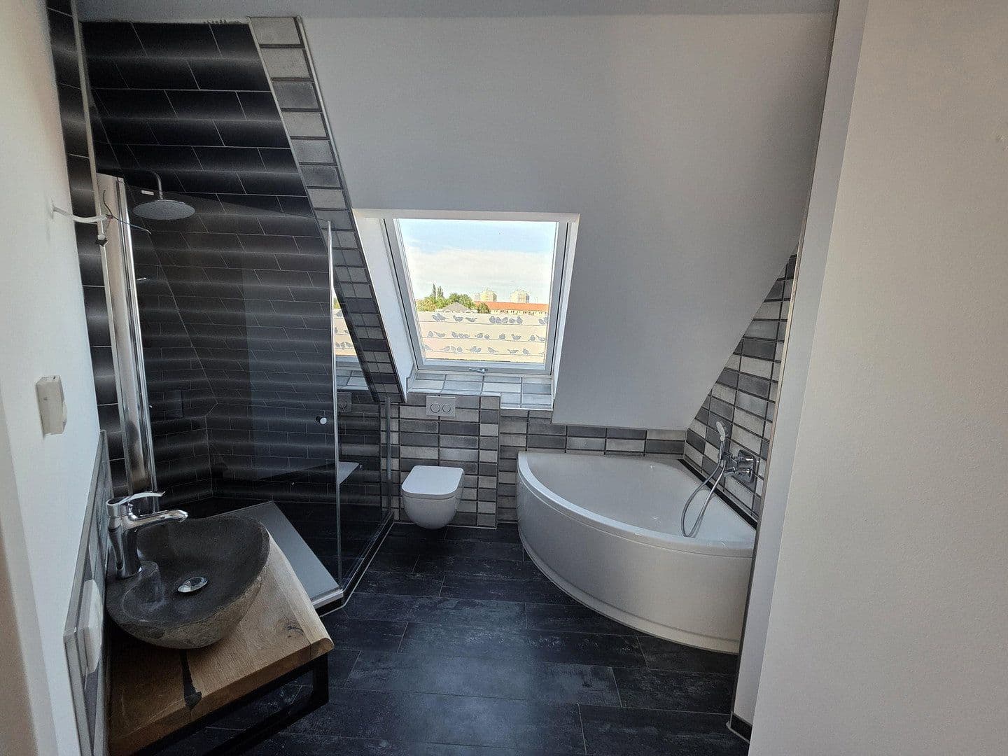 Pronájem bytu 3+1 67 m², Weidenhof 24, Leipzig, Sasko Pronájem bytu 3+1 67 m², Weidenhof 24, Leipzig, Sasko