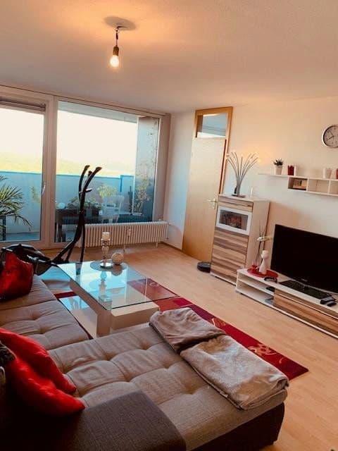 Pronájem bytu 3+kk 85 m², Tübingen, Bádensko-Württembersko Pronájem bytu 3+kk 85 m², Tübingen, Bádensko-Württembersko
