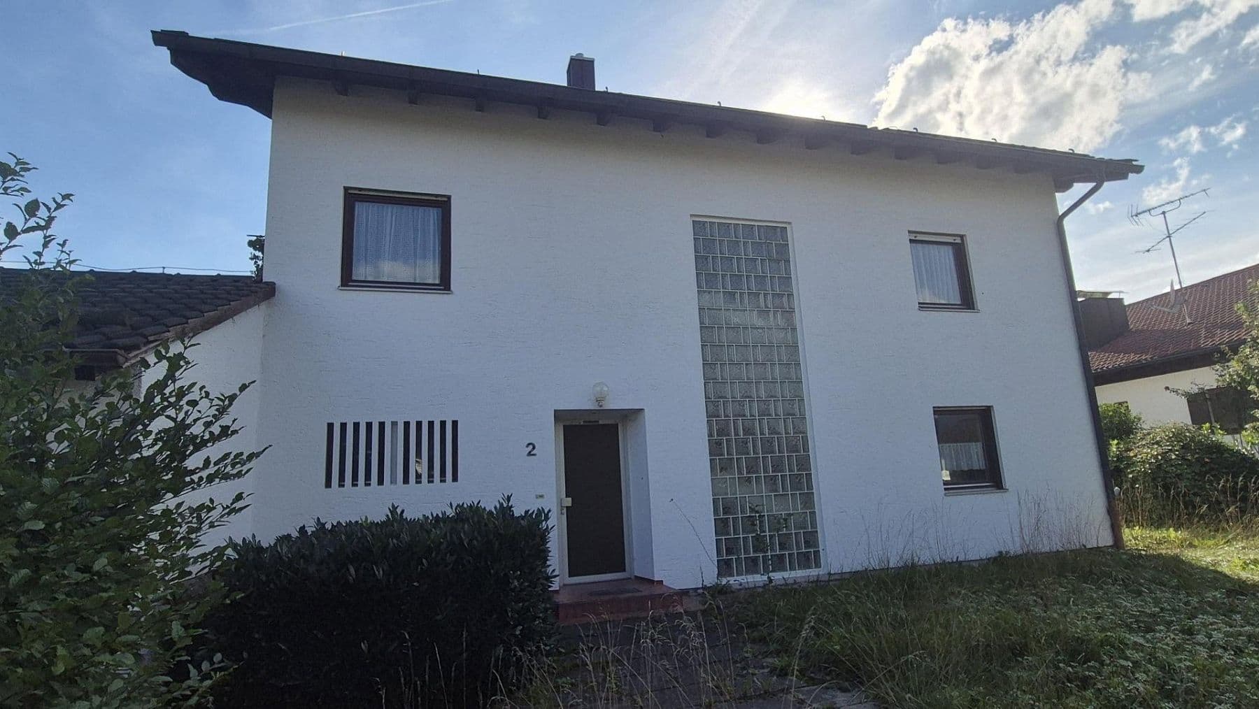 Prodej domu 230 m², pozemek 528 m², Berghamer Weg 2, Riedering OT Neukirchen, Bavorsko Prodej domu 230 m², pozemek 528 m², Berghamer Weg 2, Riedering OT Neukirchen, Bavorsko