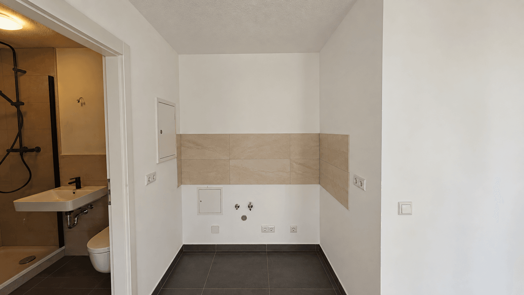Prodej bytu 1+1 38 m², Arthur-Hoffmann-Straße 90, Leipzig, Sasko Prodej bytu 1+1 38 m², Arthur-Hoffmann-Straße 90, Leipzig, Sasko