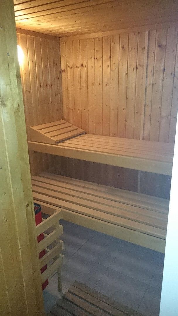Pronájem bytu 5+1 320 m², Röntgenstr. 5, Estenfeld, Bavorsko Pronájem bytu 5+1 320 m², Röntgenstr. 5, Estenfeld, Bavorsko