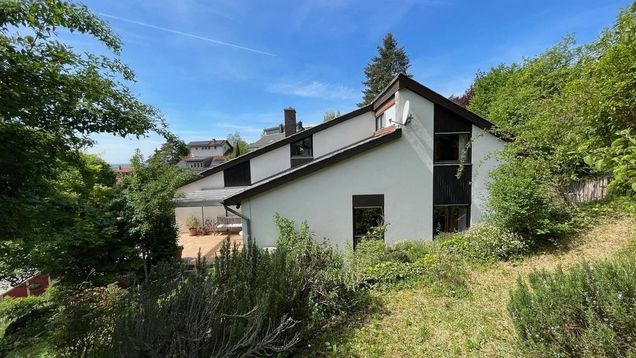 Prodej domu 233 m², pozemek 875 m², Schriesheim, Bádensko-Württembersko Prodej domu 233 m², pozemek 875 m², Schriesheim, Bádensko-Württembersko