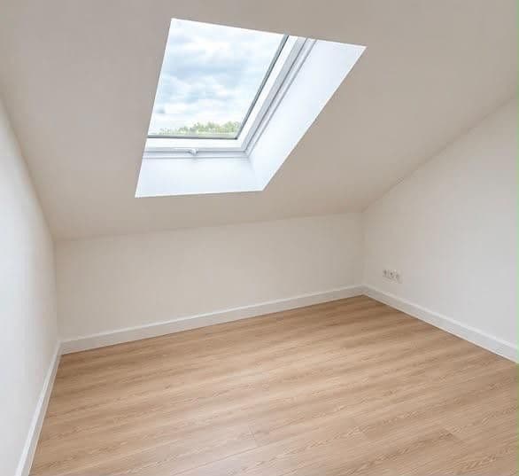 Pronájem bytu 4+1 80 m², Memelstraße 30, Eberbach, Bádensko-Württembersko Pronájem bytu 4+1 80 m², Memelstraße 30, Eberbach, Bádensko-Württembersko