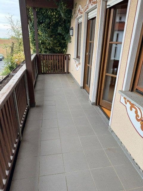 Prodej domu 266 m², pozemek 734 m², Grünsfeld, Bádensko-Württembersko Prodej domu 266 m², pozemek 734 m², Grünsfeld, Bádensko-Württembersko
