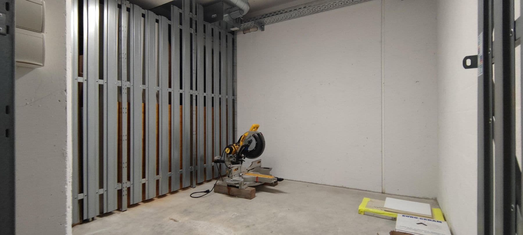 Prodej bytu 3+1 79 m², Georg-Kerschensteiner-Straße 43, München, Bavorsko Prodej bytu 3+1 79 m², Georg-Kerschensteiner-Straße 43, München, Bavorsko