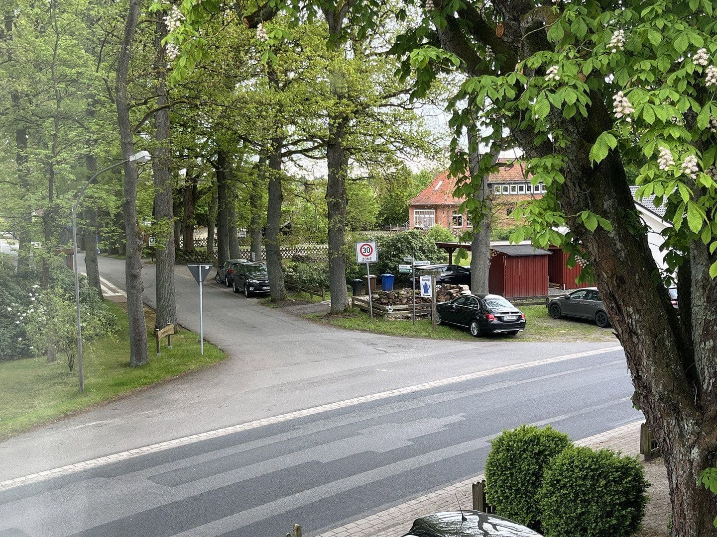Prodej domu 225 m², pozemek 1.000 m², Sprakensehl, Dolní Sasko Prodej domu 225 m², pozemek 1.000 m², Sprakensehl, Dolní Sasko