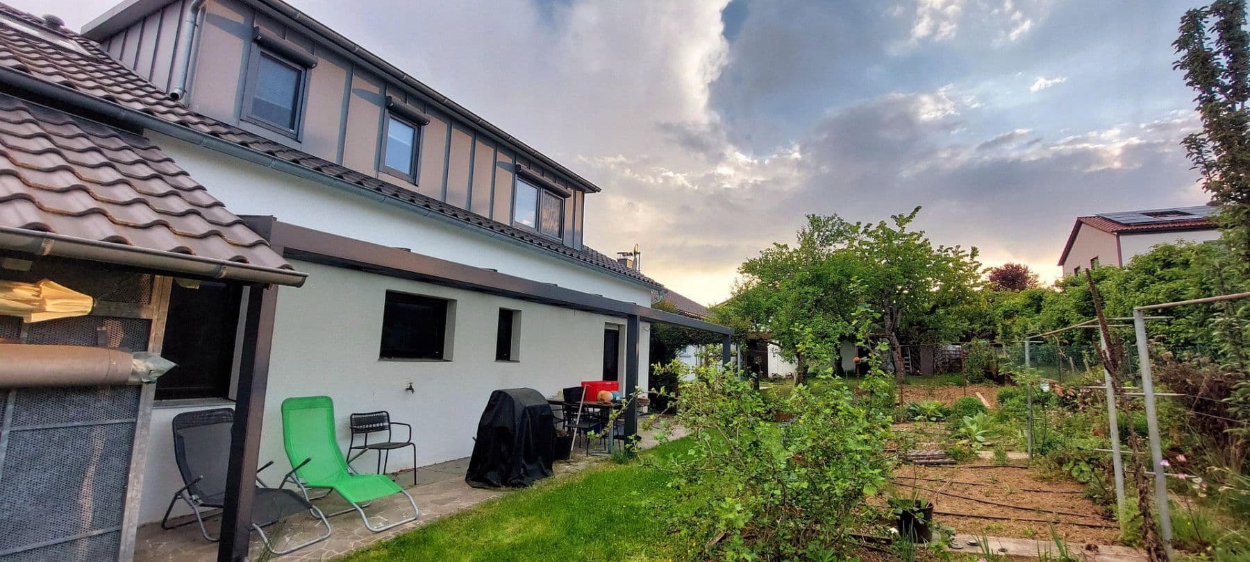 Prodej domu 186 m², pozemek 756 m², Herrenberg, Bádensko-Württembersko Prodej domu 186 m², pozemek 756 m², Herrenberg, Bádensko-Württembersko