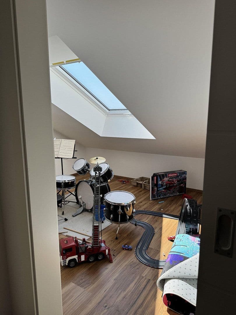 Prodej domu 186 m², pozemek 756 m², Herrenberg, Bádensko-Württembersko Prodej domu 186 m², pozemek 756 m², Herrenberg, Bádensko-Württembersko
