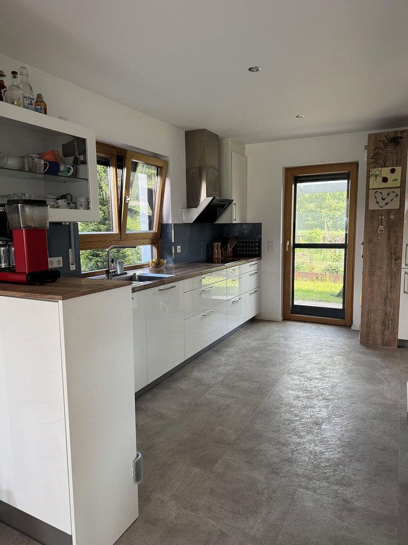 Prodej domu 186 m², pozemek 756 m², Herrenberg, Bádensko-Württembersko Prodej domu 186 m², pozemek 756 m², Herrenberg, Bádensko-Württembersko