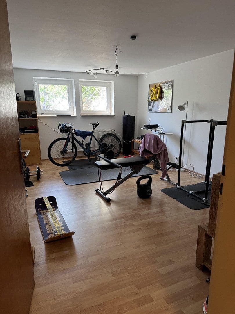 Prodej domu 186 m², pozemek 756 m², Herrenberg, Bádensko-Württembersko Prodej domu 186 m², pozemek 756 m², Herrenberg, Bádensko-Württembersko