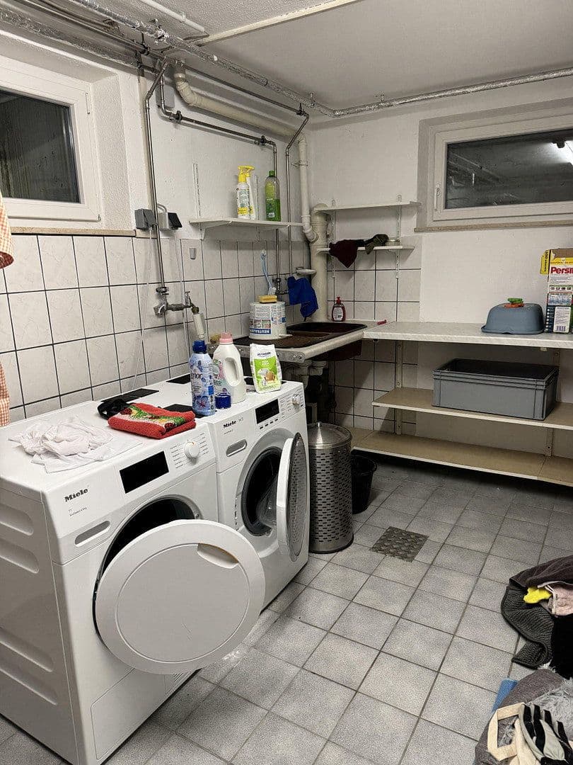 Prodej domu 186 m², pozemek 756 m², Herrenberg, Bádensko-Württembersko Prodej domu 186 m², pozemek 756 m², Herrenberg, Bádensko-Württembersko