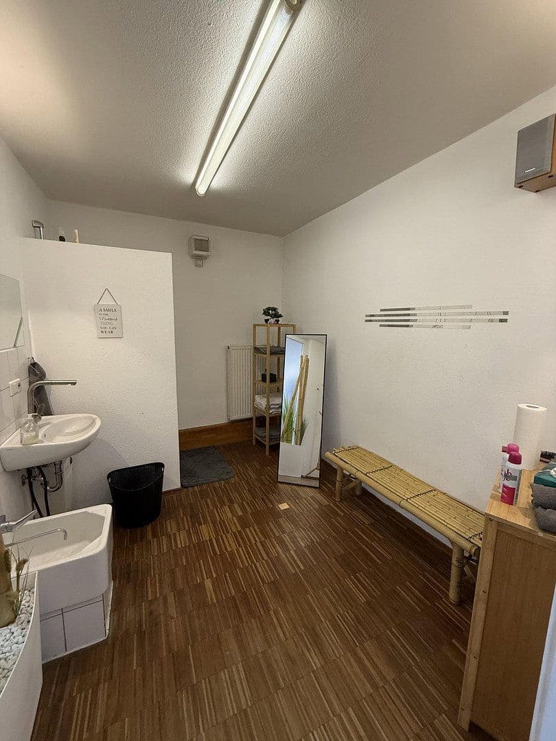 Pronájem kanceláře 91 m², Rosenstr. 1, Schwäbisch Gmünd, Bádensko-Württembersko Pronájem kanceláře 91 m², Rosenstr. 1, Schwäbisch Gmünd, Bádensko-Württembersko
