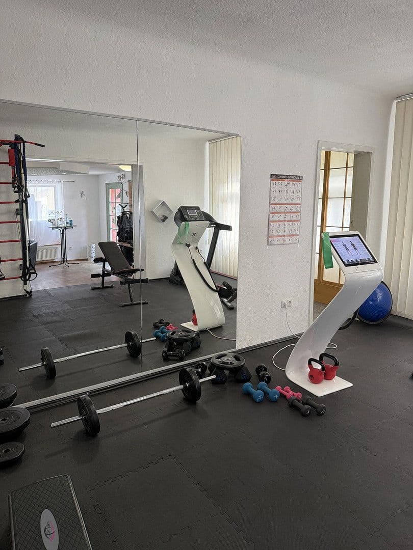 Pronájem kanceláře 91 m², Rosenstr. 1, Schwäbisch Gmünd, Bádensko-Württembersko Pronájem kanceláře 91 m², Rosenstr. 1, Schwäbisch Gmünd, Bádensko-Württembersko