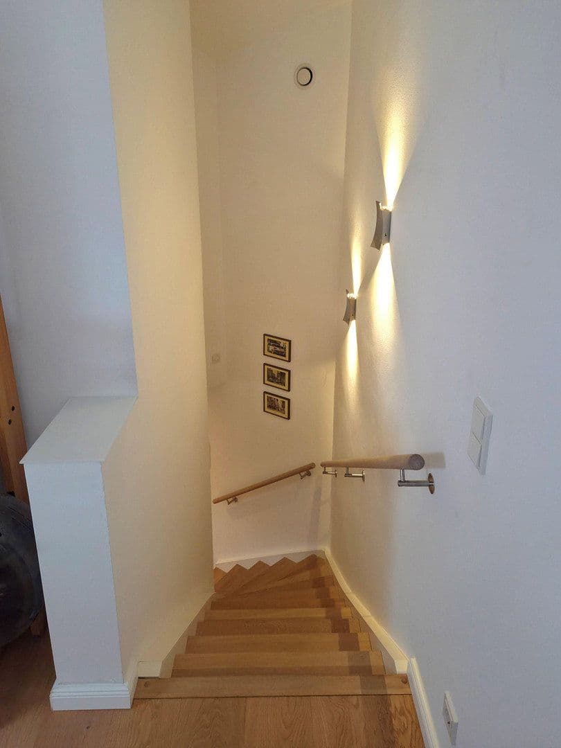 Prodej bytu 4+1 129 m², Hamburg, Hamburg Prodej bytu 4+1 129 m², Hamburg, Hamburg