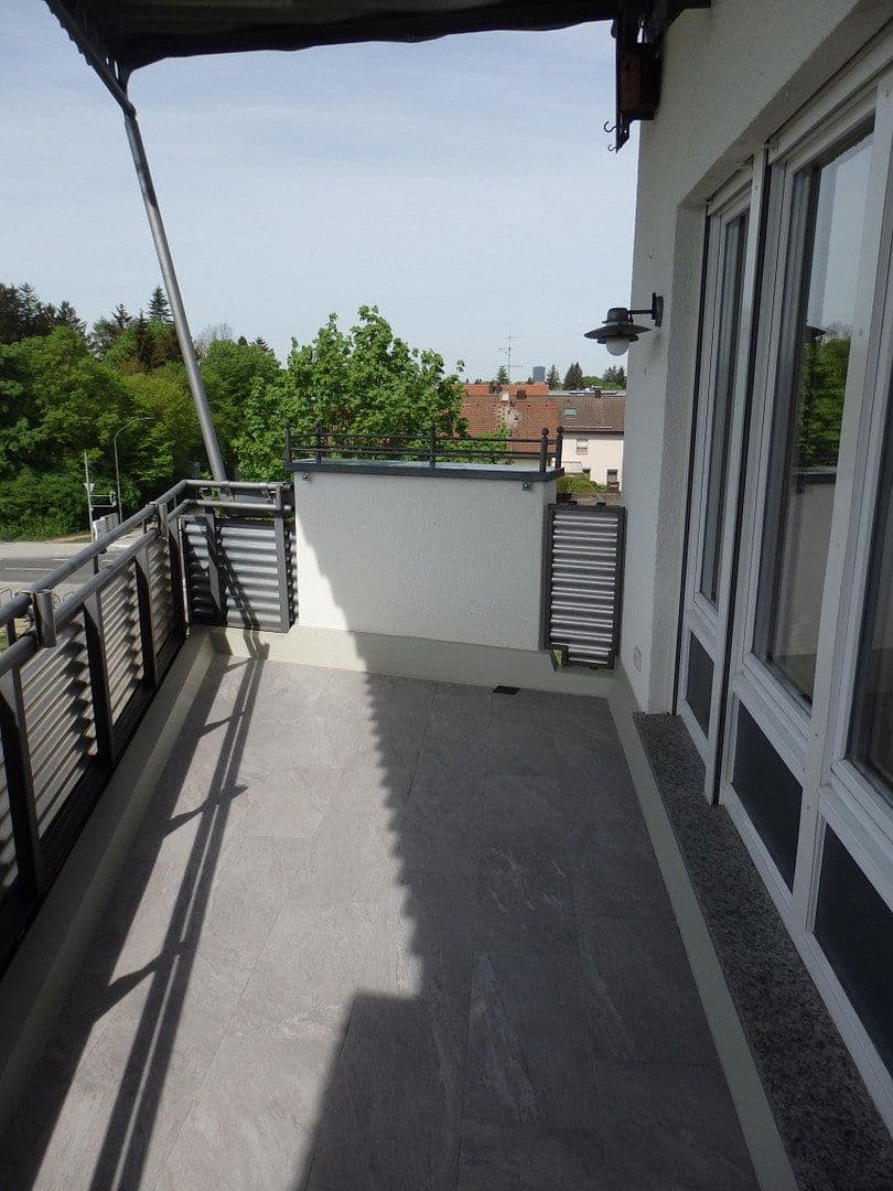 Prodej bytu 4+1 93 m², München - Trudering, Bavorsko Prodej bytu 4+1 93 m², München - Trudering, Bavorsko