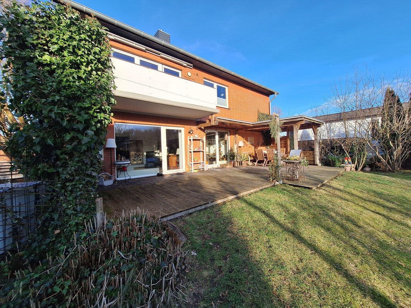 Prodej domu 200 m², pozemek 1.000 m², Göddinger Str. 41, Bleckede, Dolní Sasko Prodej domu 200 m², pozemek 1.000 m², Göddinger Str. 41, Bleckede, Dolní Sasko