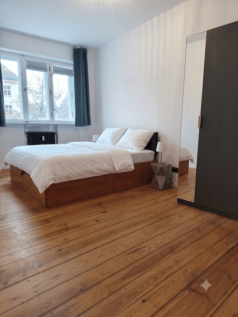 Prodej bytu 3+kk 93 m², Berlin, Berlín Prodej bytu 3+kk 93 m², Berlin, Berlín