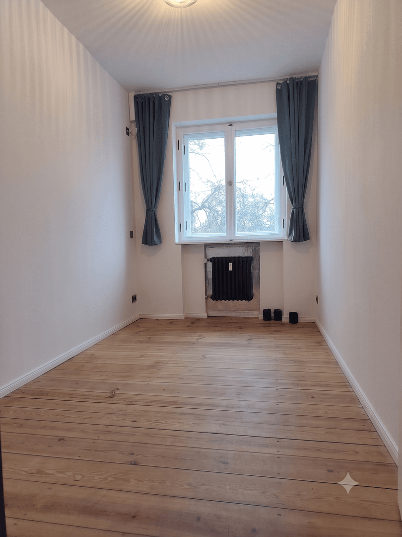 Prodej bytu 3+kk 93 m², Berlin, Berlín Prodej bytu 3+kk 93 m², Berlin, Berlín
