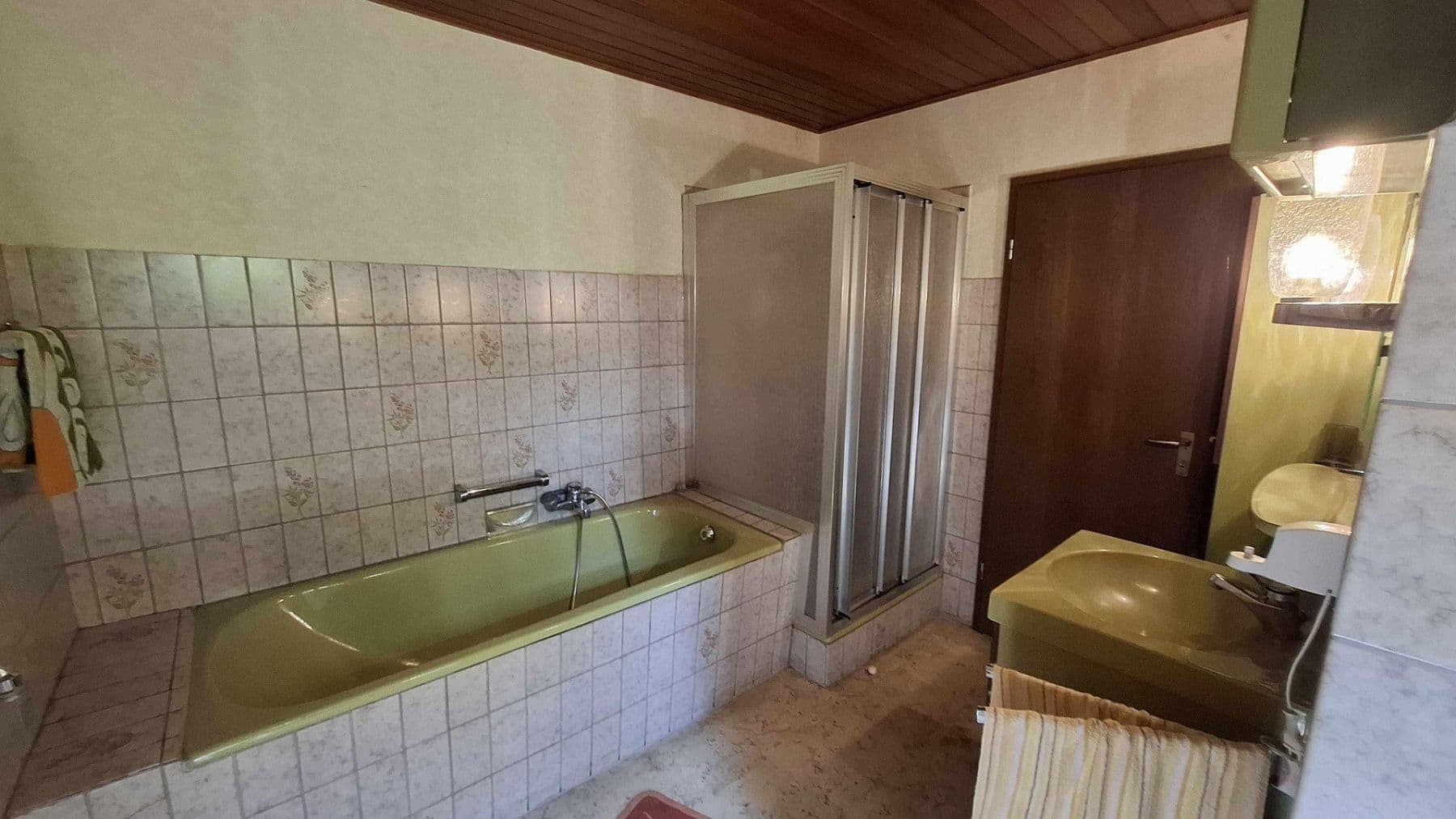 Prodej domu 240 m², pozemek 1.970 m², Petershagen, Severní Porýní-Vestfálsko Prodej domu 240 m², pozemek 1.970 m², Petershagen, Severní Porýní-Vestfálsko