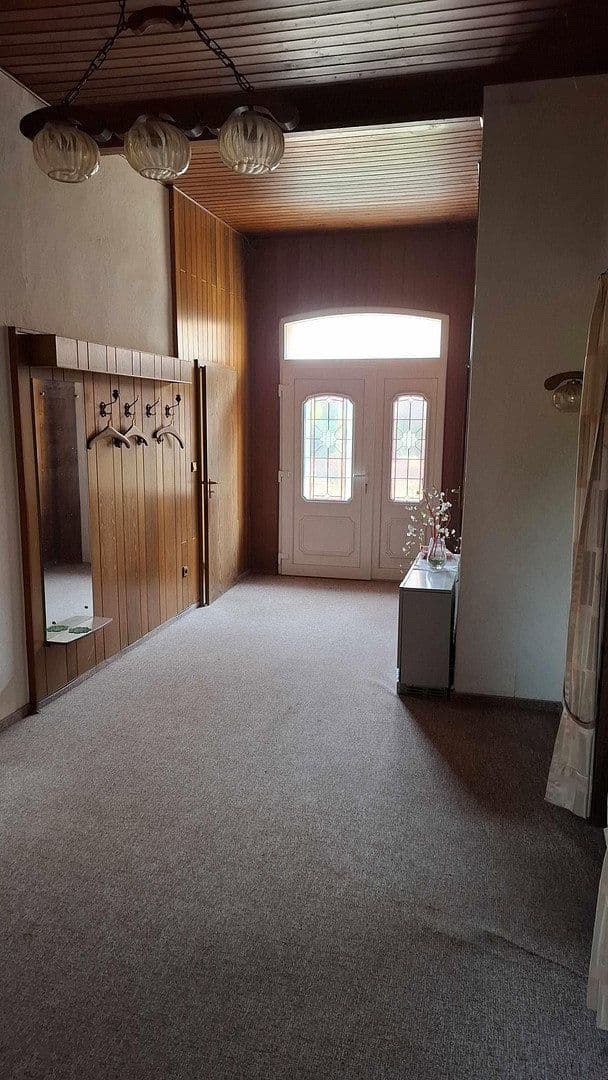 Prodej domu 240 m², pozemek 1.970 m², Petershagen, Severní Porýní-Vestfálsko Prodej domu 240 m², pozemek 1.970 m², Petershagen, Severní Porýní-Vestfálsko