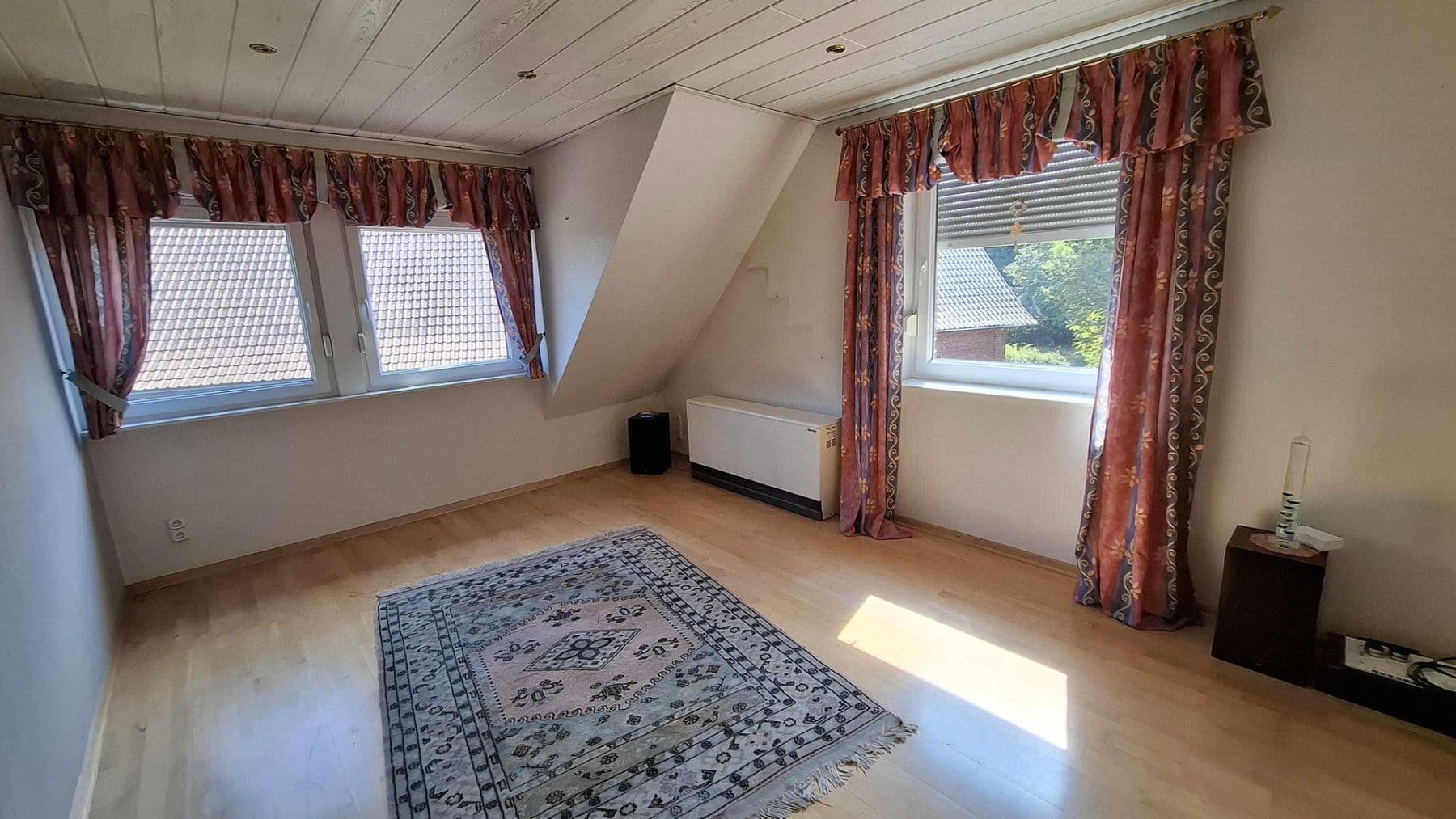 Prodej domu 240 m², pozemek 1.970 m², Petershagen, Severní Porýní-Vestfálsko Prodej domu 240 m², pozemek 1.970 m², Petershagen, Severní Porýní-Vestfálsko