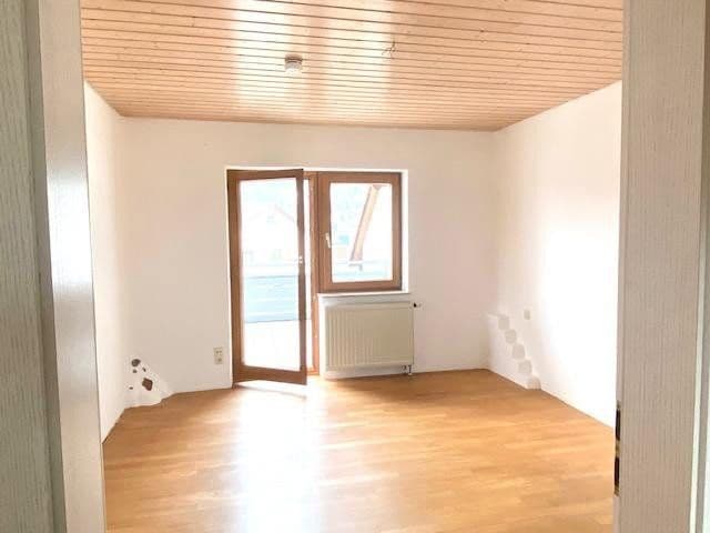 Prodej bytu 4+1 107 m², Herbrechtingen, Bádensko-Württembersko Prodej bytu 4+1 107 m², Herbrechtingen, Bádensko-Württembersko