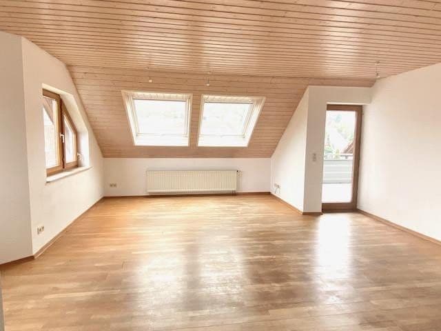 Prodej bytu 4+1 107 m², Herbrechtingen, Bádensko-Württembersko Prodej bytu 4+1 107 m², Herbrechtingen, Bádensko-Württembersko