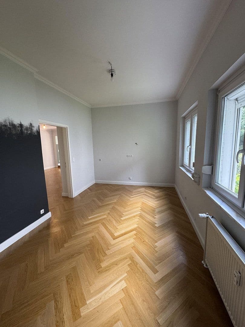 Pronájem bytu 3+1 124 m², Friedrich-Ebert-Str. 91, Hamburg, Hamburg Pronájem bytu 3+1 124 m², Friedrich-Ebert-Str. 91, Hamburg, Hamburg
