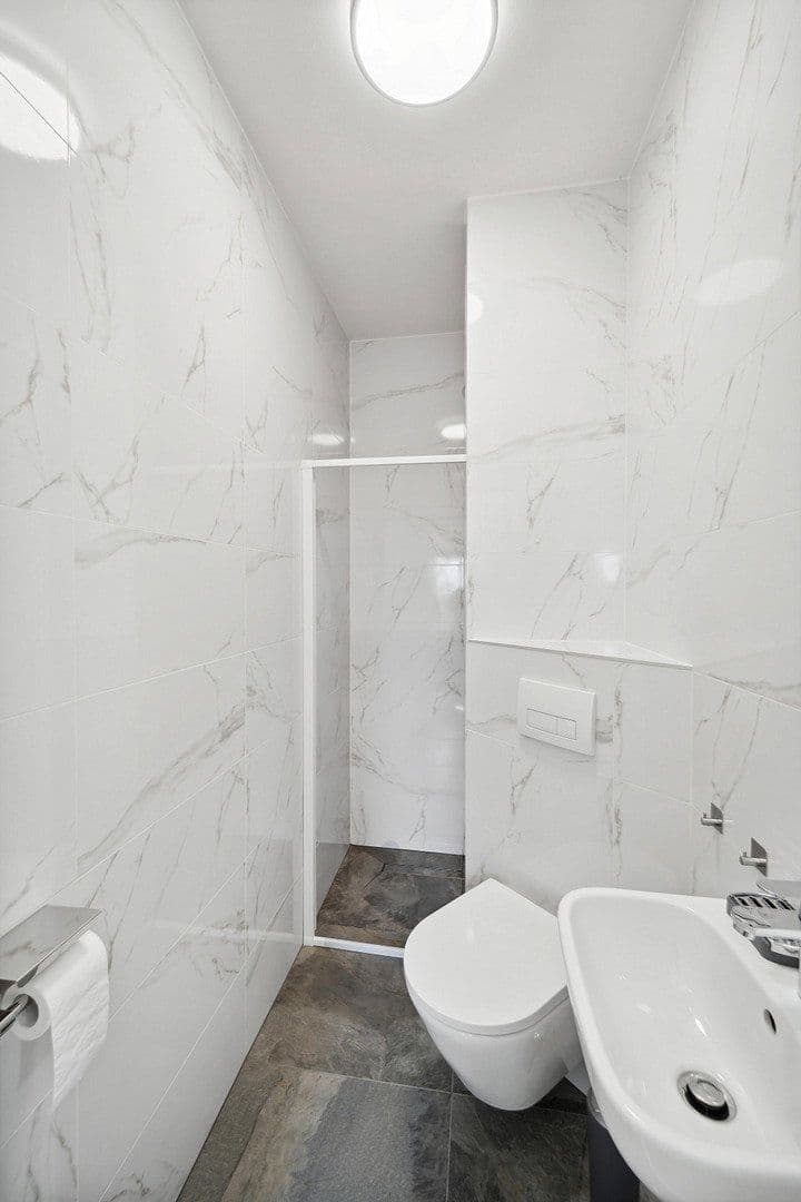 Pronájem domu 152 m², pozemek 600 m², Mittelstraße, 1, Leichlingen, Severní Porýní-Vestfálsko Pronájem domu 152 m², pozemek 600 m², Mittelstraße, 1, Leichlingen, Severní Porýní-Vestfálsko
