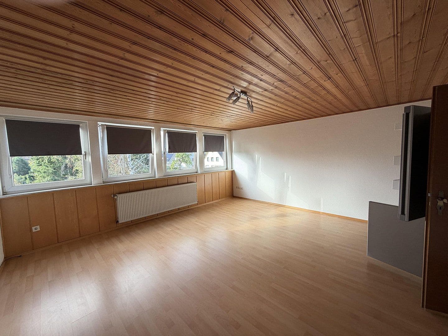Pronájem bytu 2+1 53 m², Niderpleiser Strasse 93, Sankt Augustin, Severní Porýní-Vestfálsko Pronájem bytu 2+1 53 m², Niderpleiser Strasse 93, Sankt Augustin, Severní Porýní-Vestfálsko