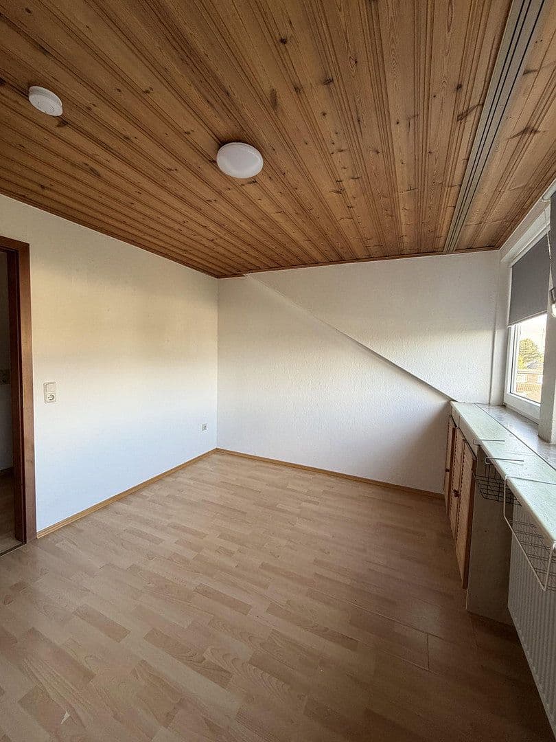 Pronájem bytu 2+1 53 m², Niderpleiser Strasse 93, Sankt Augustin, Severní Porýní-Vestfálsko Pronájem bytu 2+1 53 m², Niderpleiser Strasse 93, Sankt Augustin, Severní Porýní-Vestfálsko