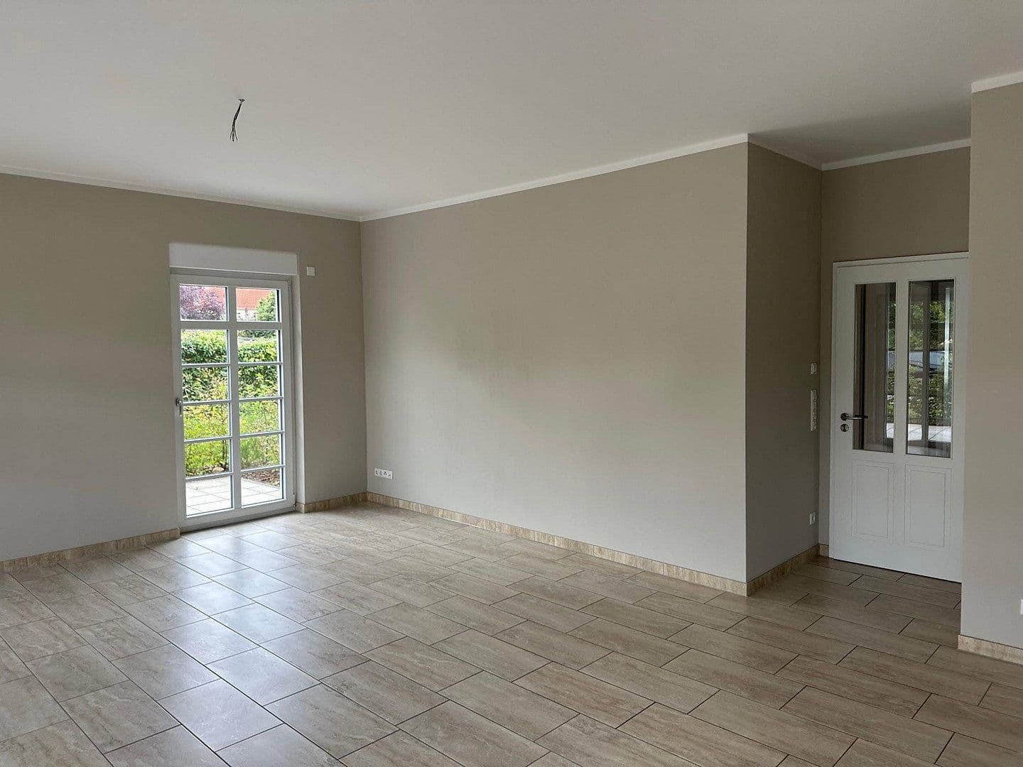 Pronájem bytu 4+1 109 m², An der Gärtnerei 9, Leuna, Sasko-Anhaltsko Pronájem bytu 4+1 109 m², An der Gärtnerei 9, Leuna, Sasko-Anhaltsko