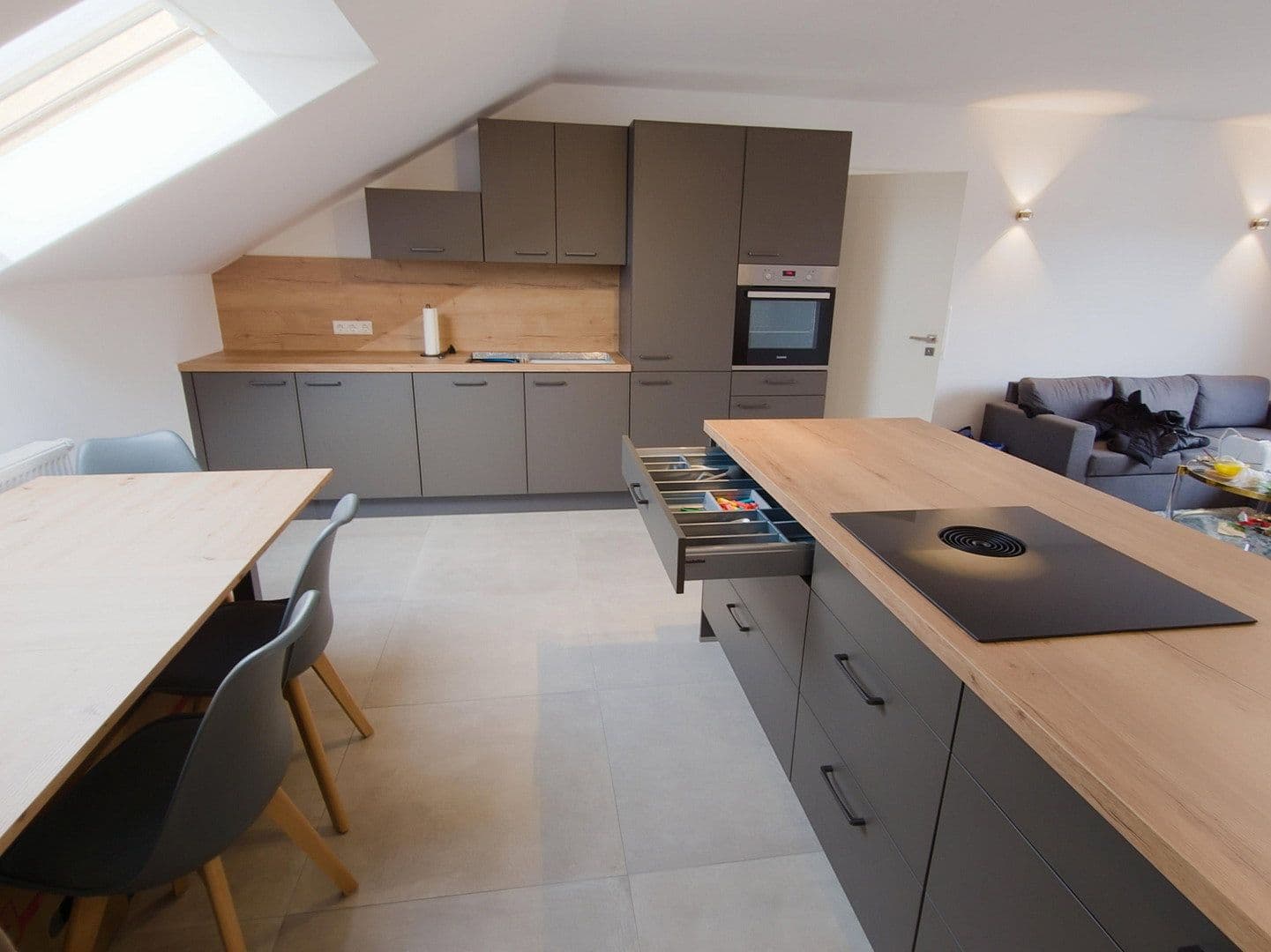 Pronájem bytu 4+1 98 m², Olching bei München, Bavorsko Pronájem bytu 4+1 98 m², Olching bei München, Bavorsko