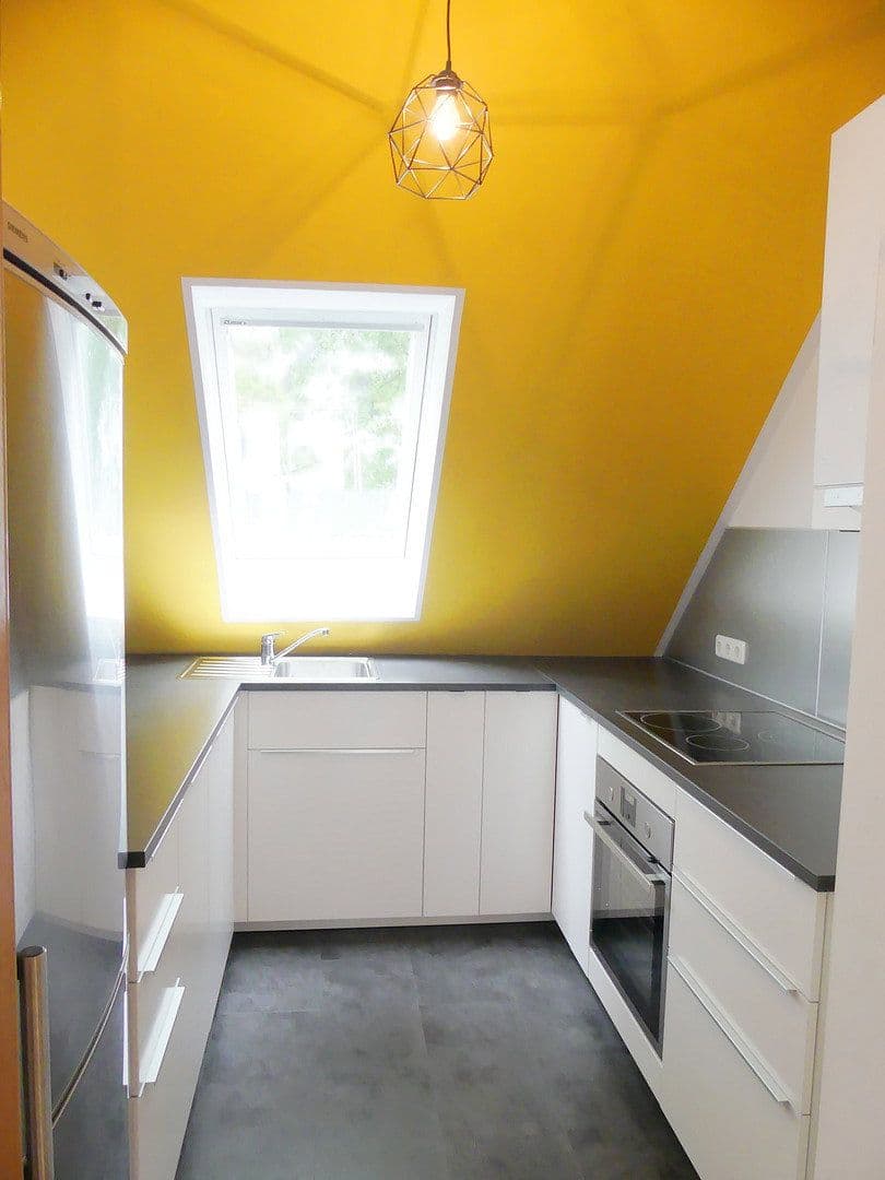 Pronájem bytu 4+1 100 m², Böckerstr.1, Hannover, Dolní Sasko Pronájem bytu 4+1 100 m², Böckerstr.1, Hannover, Dolní Sasko