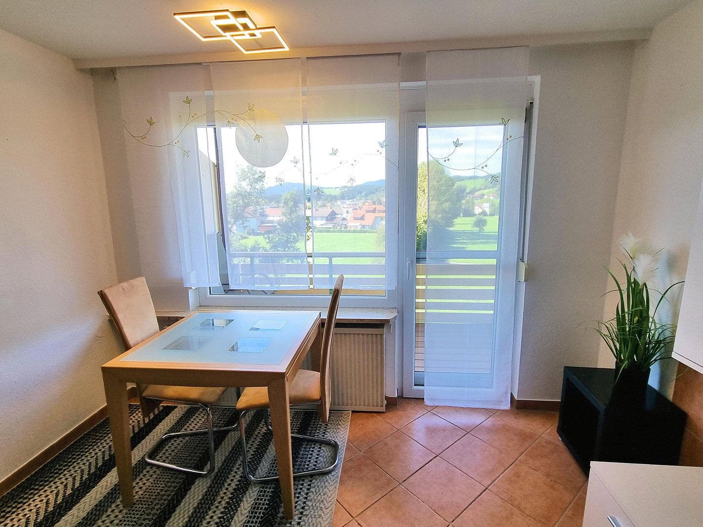 Prodej bytu 2+1 50 m², Lindenberger Str. 17, Weiler-Simmerberg, Bavorsko Prodej bytu 2+1 50 m², Lindenberger Str. 17, Weiler-Simmerberg, Bavorsko